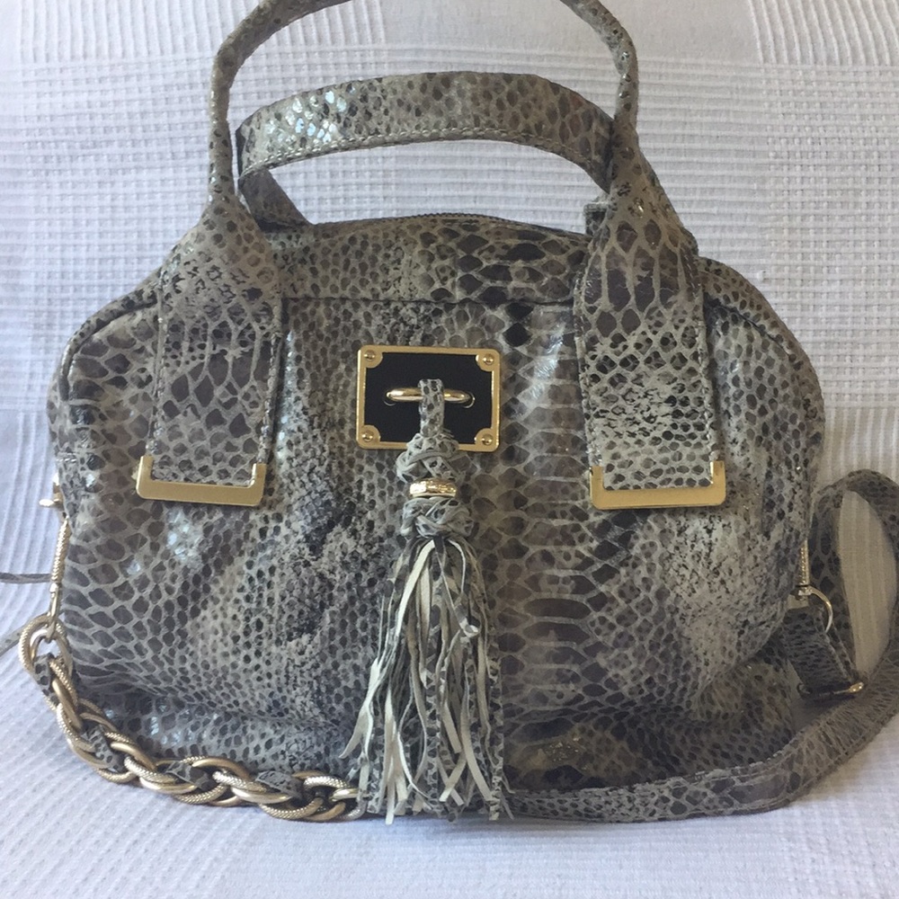 Elliott Lucca Hobo
